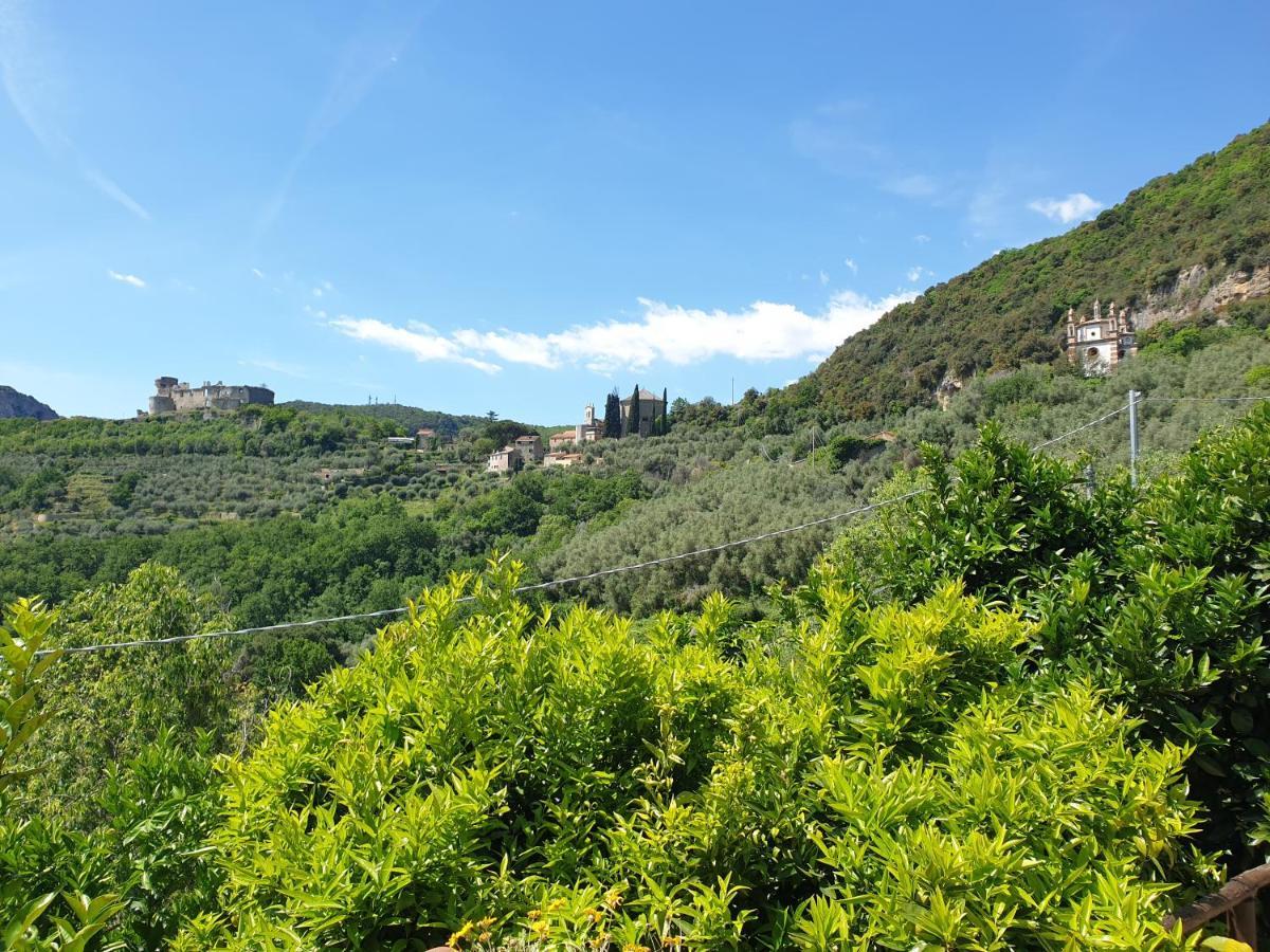 Agriturismo Alveare 菲纳莱利古雷 外观 照片