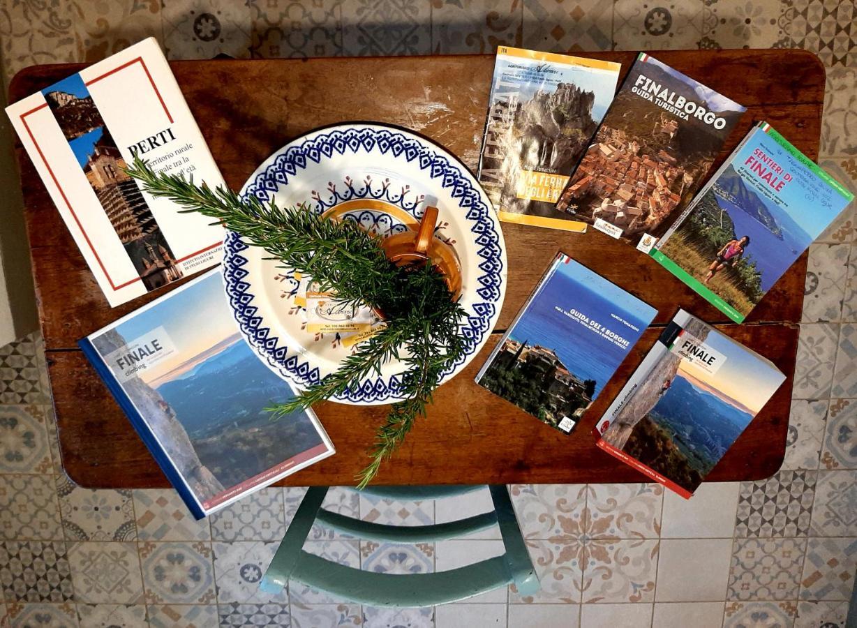 Agriturismo Alveare 菲纳莱利古雷 外观 照片